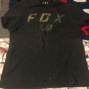 Men’s Small Fox Tee